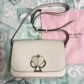케이트 스페이드 화이트 숄더백 트위스트 락