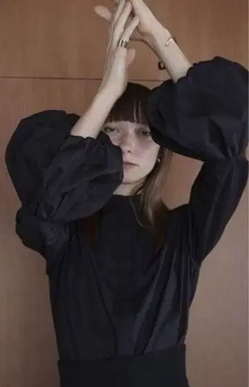CLANE BALLOON CUFF SHIRT