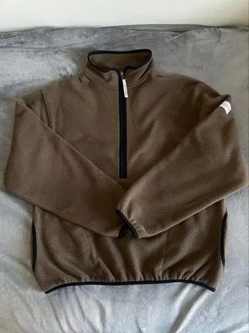 thisisneverthat 플리스 하프 지퍼 자켓 브라운