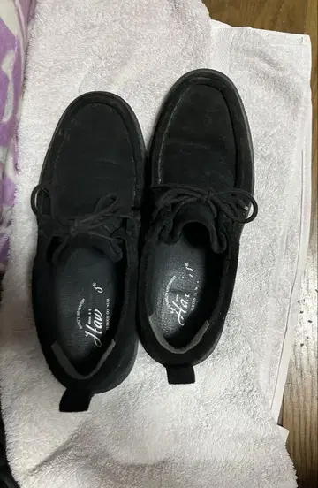 블랙 스웨이드 캐주얼 슈즈