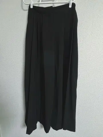 ZARA 플리츠 와이드 팬츠