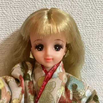 타카라 바비, 지니 인형 재팬