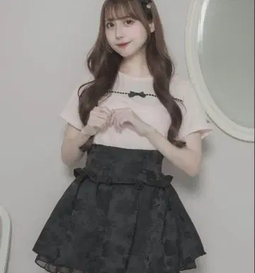 pium 레이스 리본 인형 T셔츠