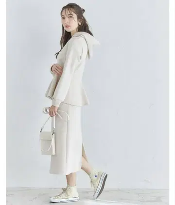 토코 클로젯 페플럼 셋업
