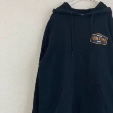 구제 의류 VOLCOM 후드티 풀오버 양면 프린트 블랙 L
