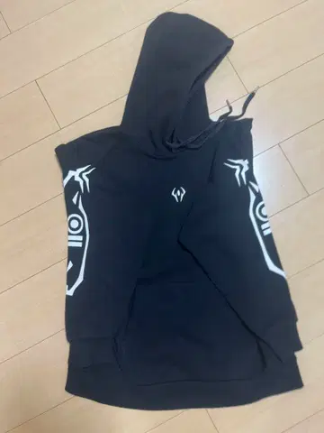 양면 스쿠나 후드티 블랙&화이트 주술회전