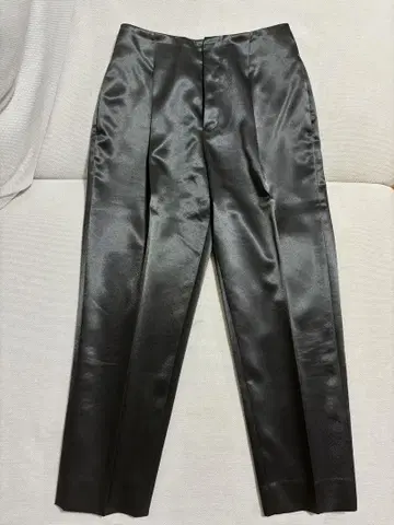 UNITED ARROWS | 8분 테이퍼드 크롭 팬츠