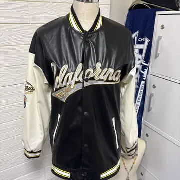 새상품급 FASHION 스카잔 캘리포니아 자수 17번