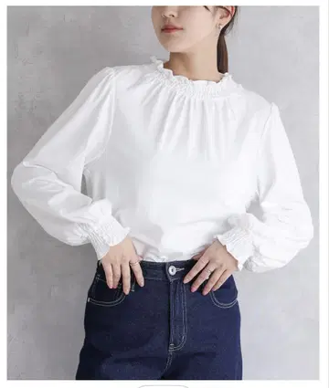 오샤레 워커 프릴 넥 긴팔 셔츠 화이트