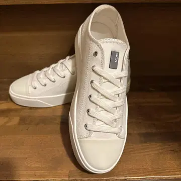 VOR 1E LEINWEISS LOW