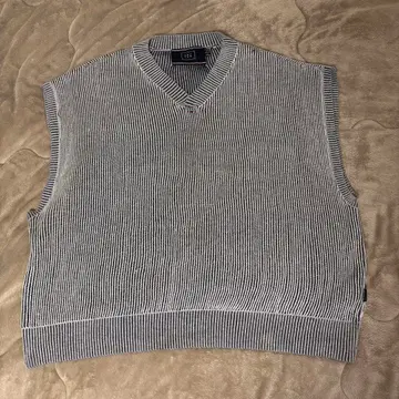 ROMANTICCROWN RMTCRW 스트라이프 V넥 베스트