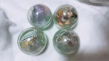 디즈니 캡슐 토이 미키 플룬 헨리 고래