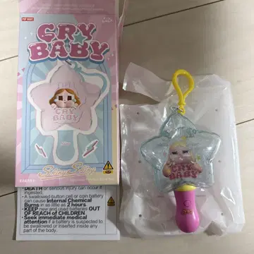 popmart crybaby 응원봉 펜던트