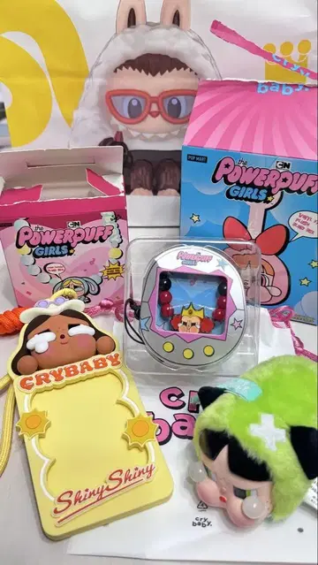 POPMART 크라이베이비 crybaby 파워 퍼프 시크릿