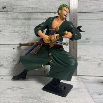 ONE PIECE 조로 피규어