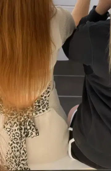 BACK 리본 크루넥 원피스