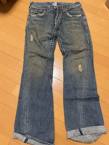 트루릴리젼 부츠컷 데님