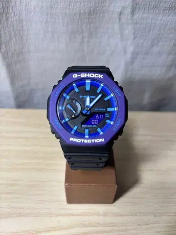 레어 G-SHOCK GA-2100THS 블랙/퍼플