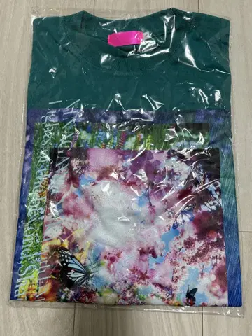 니나가와 미카 씨 개인전 T셔츠