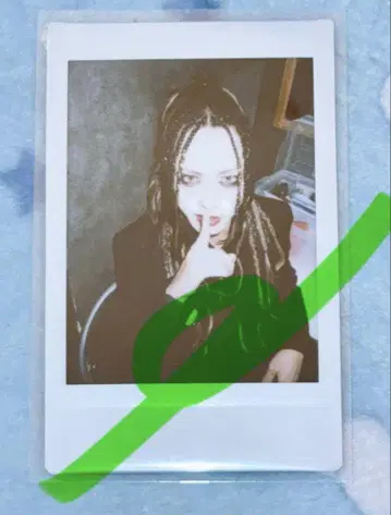 0.1g의 오산 마사키 다이스케 9/11 폴라로이드