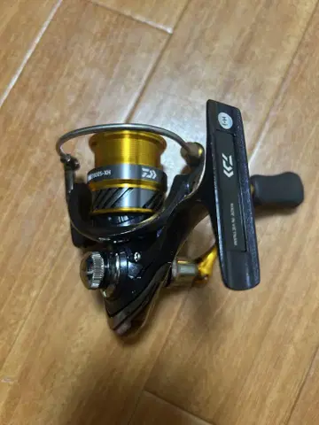 다이와 20 레브로스 LT2000S-XH