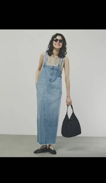 Healthy Denim x human woman 별주 아이라인 살로펫
