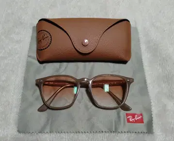 Ray-Ban RB4258-F