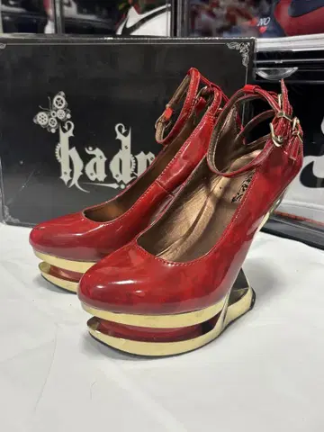 레드 에나멜 하이힐 펌프스 높이 13cm