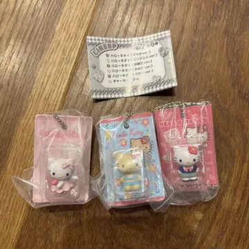HELLO KITTY 패키지 미니어처 컬렉션
