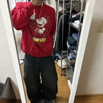 1점! Disney 90s 미키마우스 산타 크롭 트레이닝복