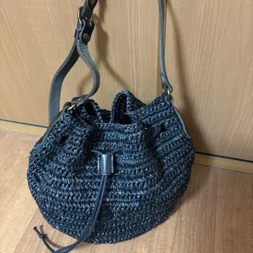 CLEDRAN 블랙 바스켓백
