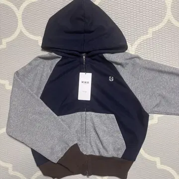 [ 후즈 후 갤러리 ] 후드티