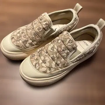 새상품급 푸마 PUMA x LIBERTY 마유 슬립온 23.5