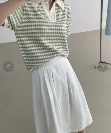 반팔 피케 셔츠 그린과 화이트