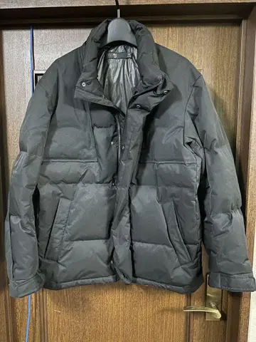 유니클로 J 질 샌더 다운 자켓 블랙 M 사이즈