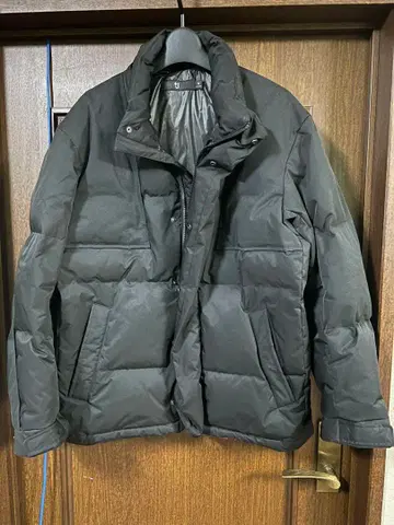 유니클로 J 질 샌더 다운 자켓 블랙 M 사이즈