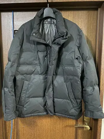 유니클로 J 질 샌더 다운 자켓 블랙 M 사이즈