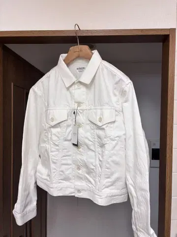 BUREAU 화이트 데님 자켓