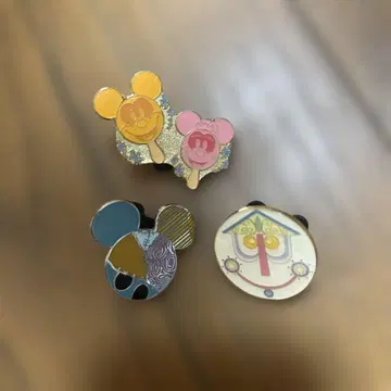디즈니 핀 배지