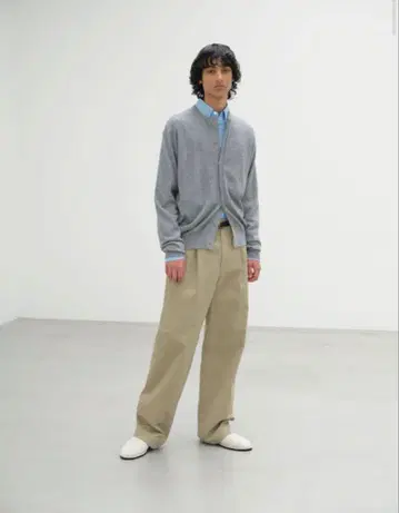 WASHED FINX CHINO ONE-TUCK PANTS