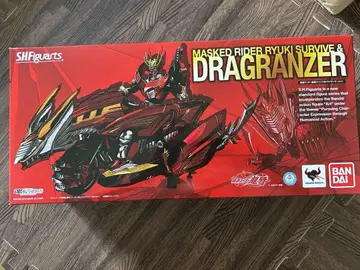SHFiguarts 가면라이더 류우키 서바이브 & 드라그랜저 새상품