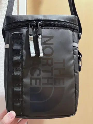 THE NORTH FACE 블랙 숄더백