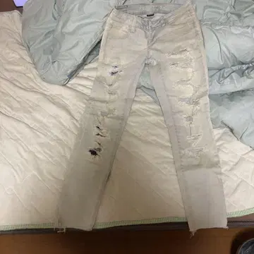 American Eagle 데미지 데님 팬츠