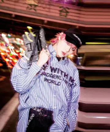 MADKID 어패럴 콜라보 스트라이프 셔츠