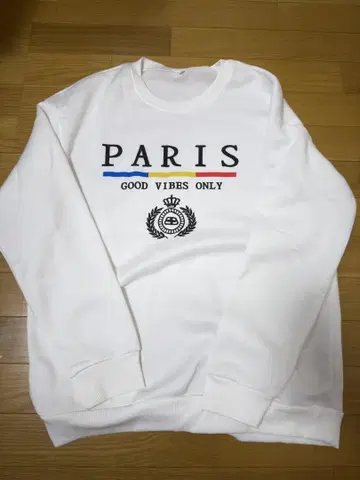 PARIS 맨투맨 L 사이즈 화이트