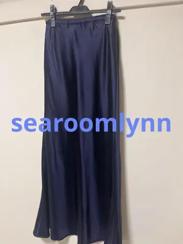 Sea Room Lynn 네이비 새틴 플레어 스커트 M
