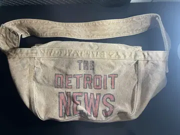 THE DETROIT NEWS 메신저 백