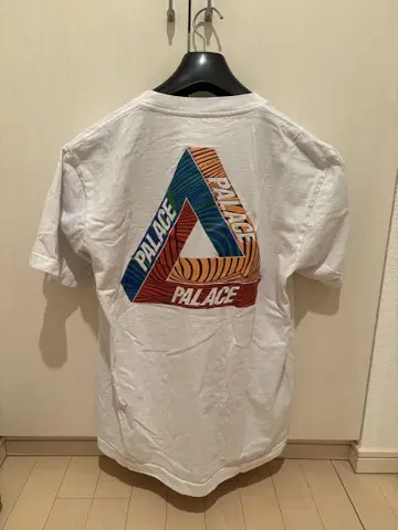 PALACE 트라이앵글 로고 T셔츠