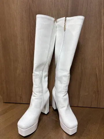 롱 부츠 화이트