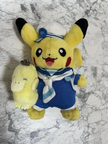 포켓몬 센터 요코하마 한정판 봉제 인형 코닥이 안은 피카츄